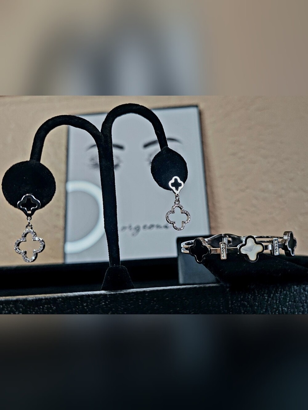 Silver Clover Drop Earrings and Bracelet Set in Black and White